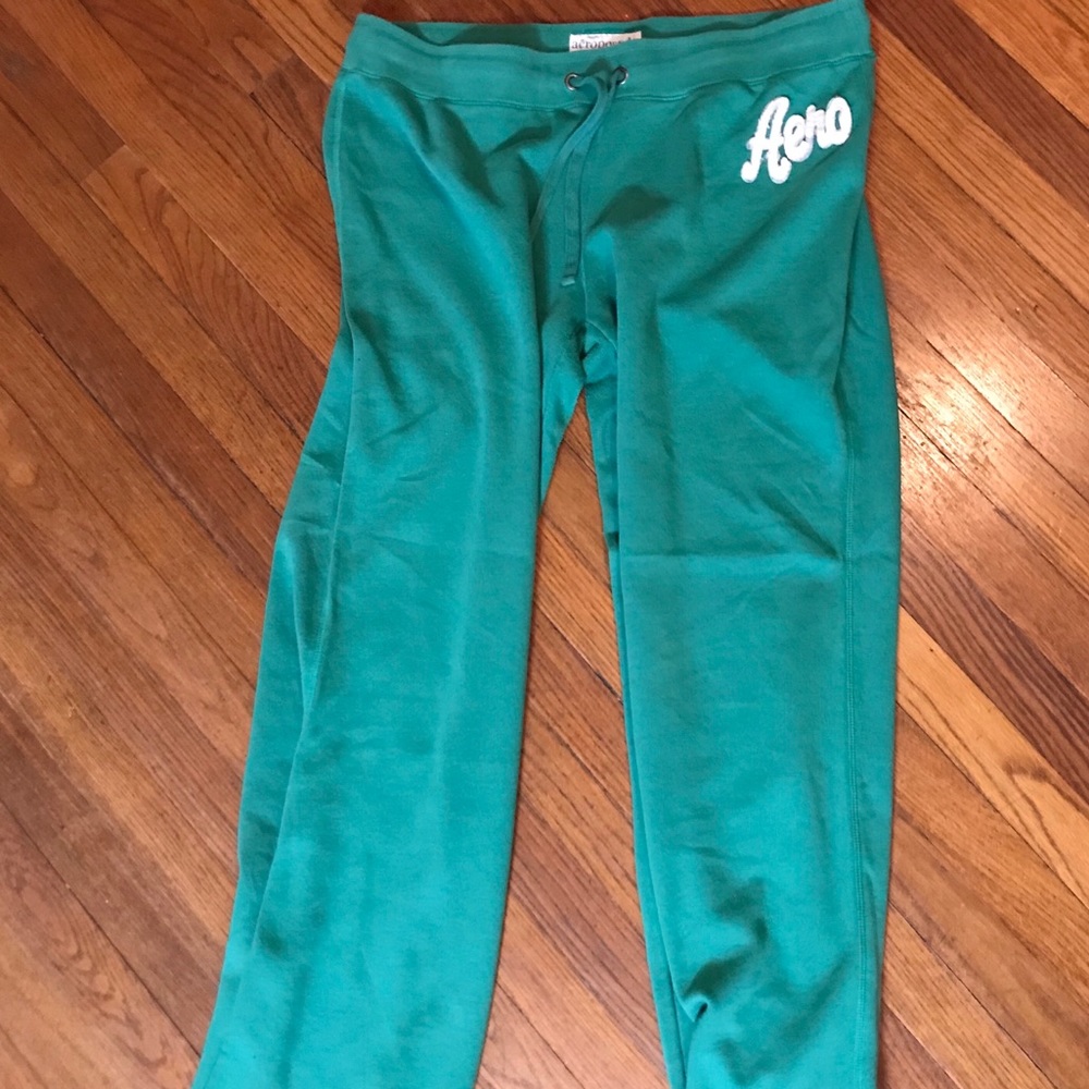 Aeropostale green sweatpants